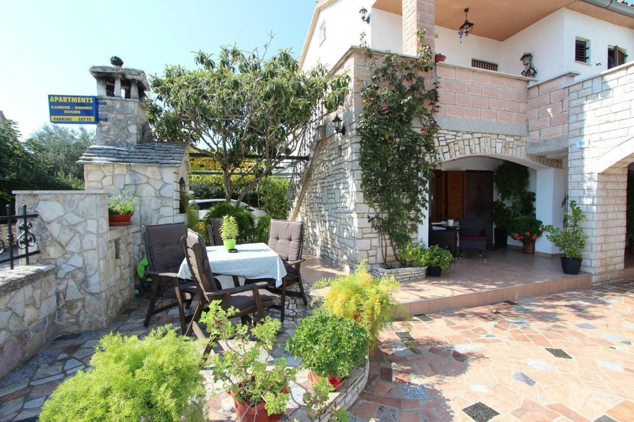 Guest House Rexa Rovinj Extérieur photo